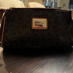 Calvin Klein crossbody 10x5